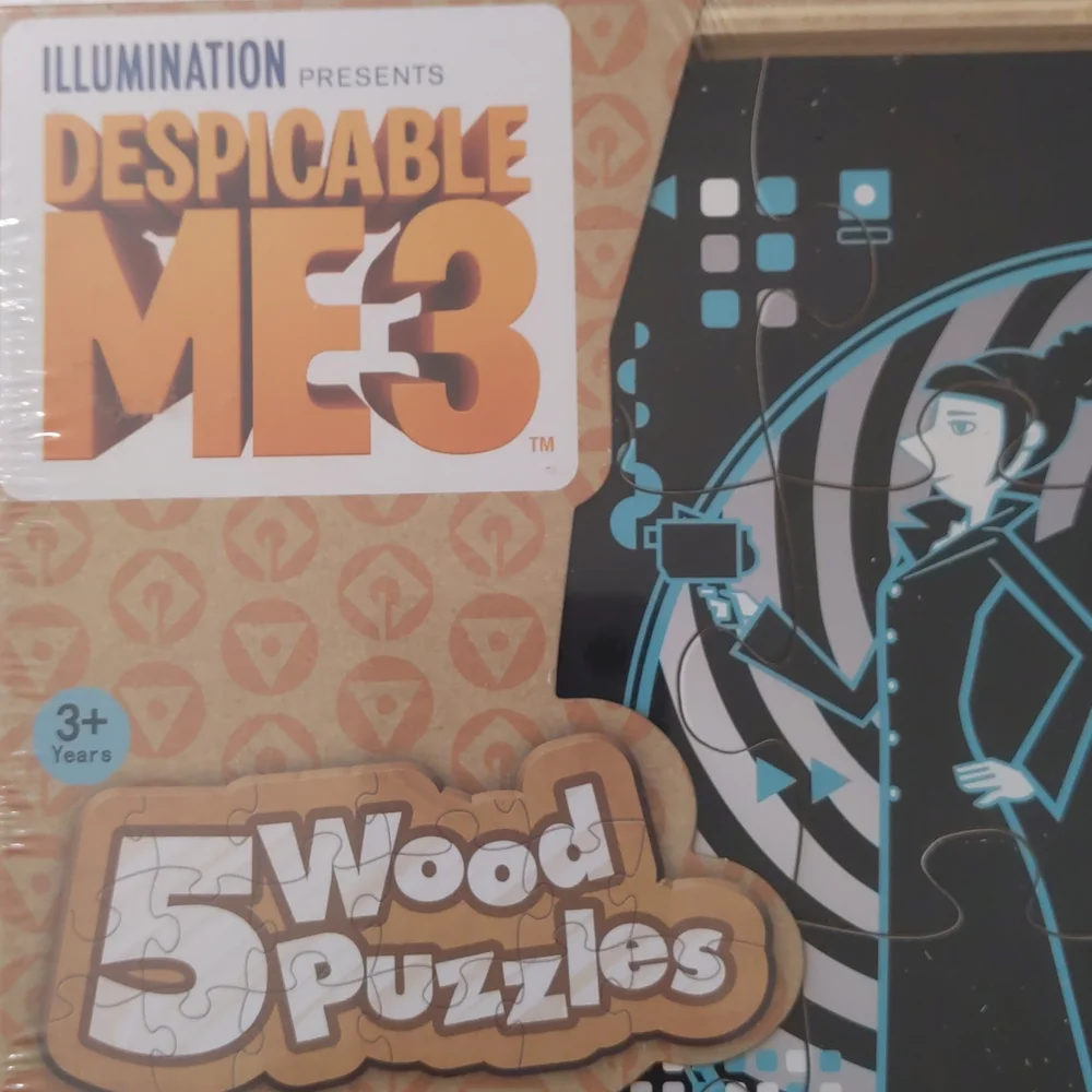 Despicable Me 3, 5 Wood Puzzles With Storage Box
